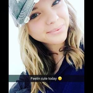 Meet your Posher, Ashley